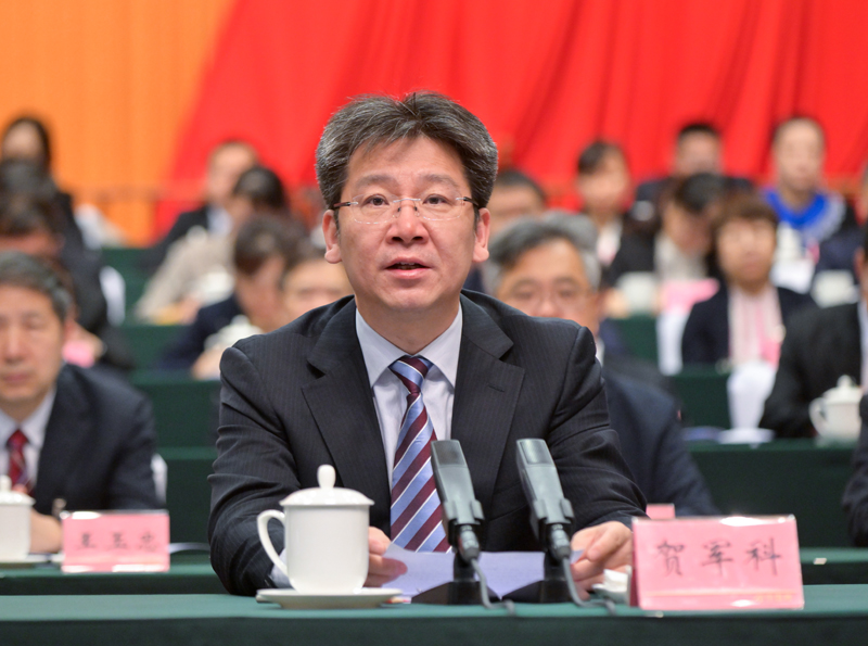 四川省科學(xué)技術(shù)協(xié)會第十次代表大會開幕
主動服務(wù)國家大局 堅(jiān)定扛起時代使命
以磅礴科技力量更好助推四川現(xiàn)代化建設(shè)
王曉暉賀軍科講話 施小琳出席「相關(guān)圖片」